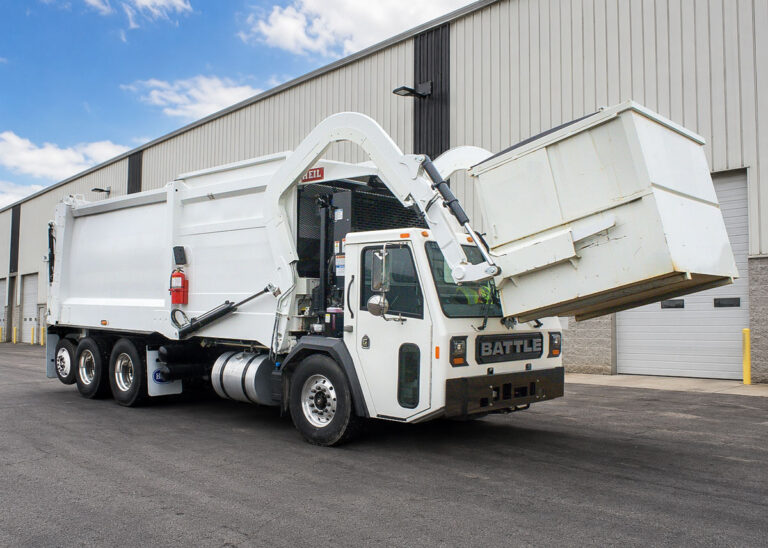 Low profile frontloader garbage truck - residential front loader