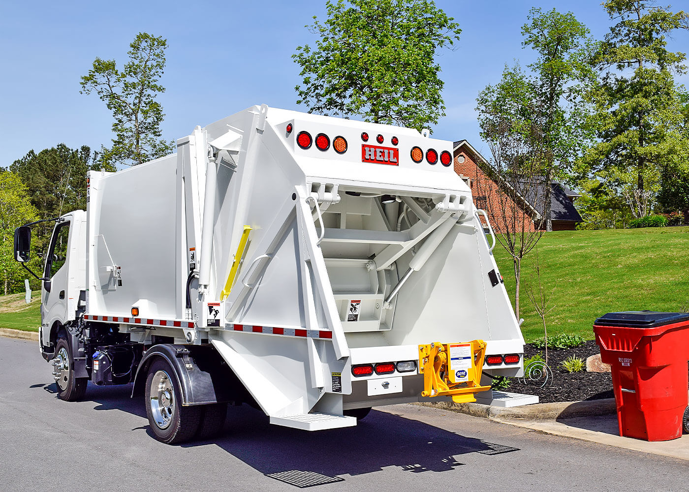 Non CDL Rearloader Trash Truck - Under CDL Rear Load Trash Trucks