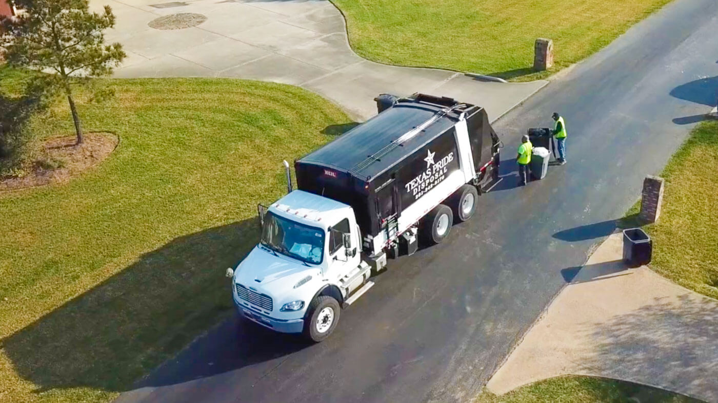 Texas Pride Disposal Heil 5000 garbage truck Video
