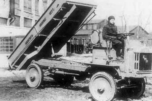 1916