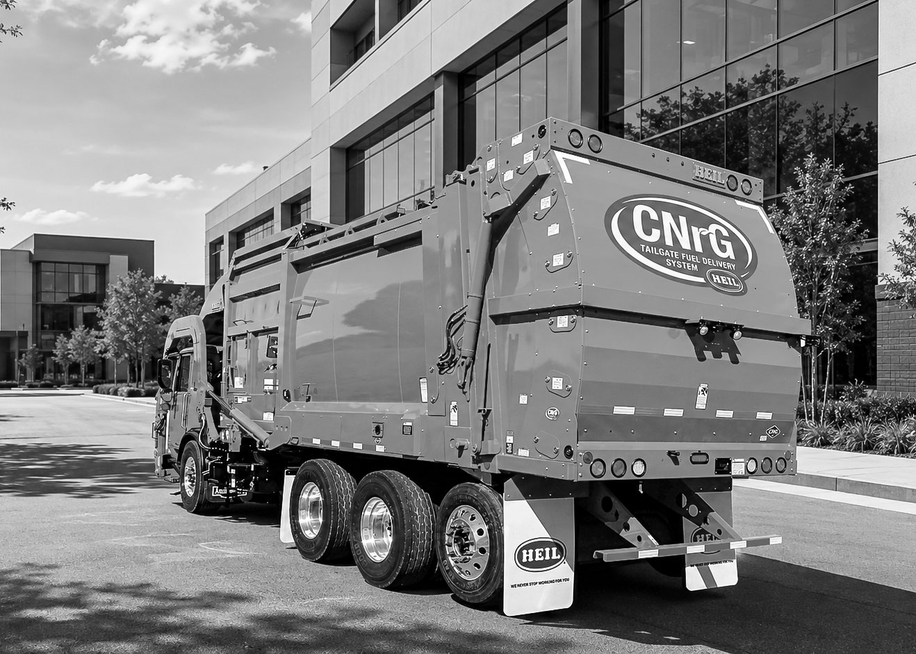 Heil invents first cng fuel storage for garbage trucks